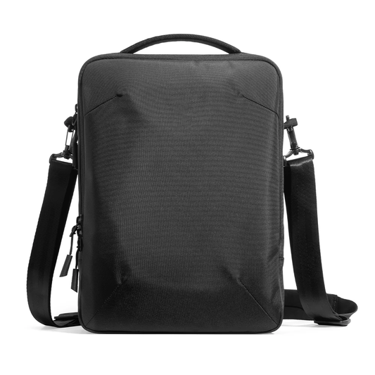 Strukturalna torba crossbody na laptopa do miejskich dojazdów